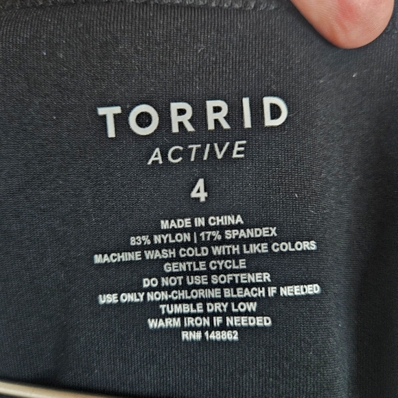 TORRID Women's Black Longline Wicking Sports Bra - Picture 5 of 7